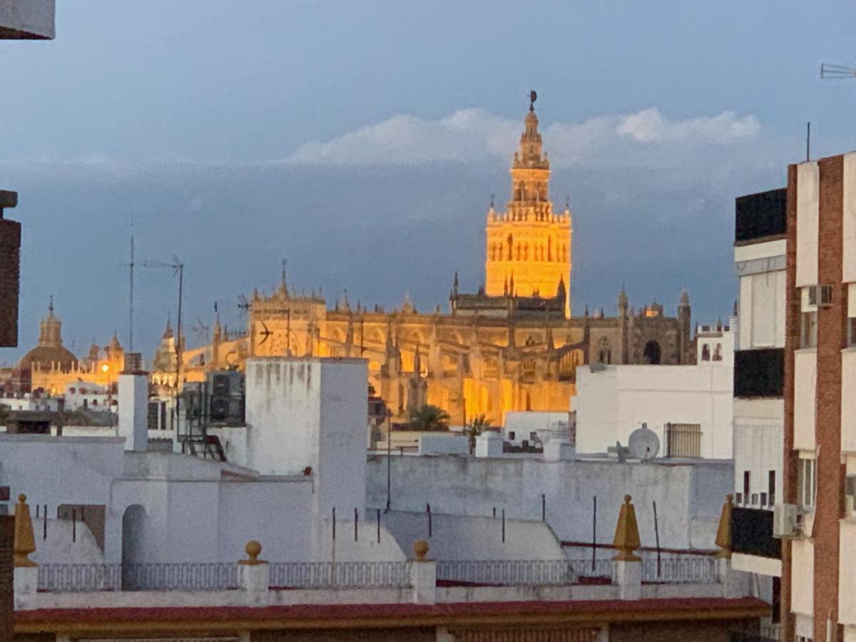 Apartamentos Rg Resitur Sevilla Exteriér fotografie